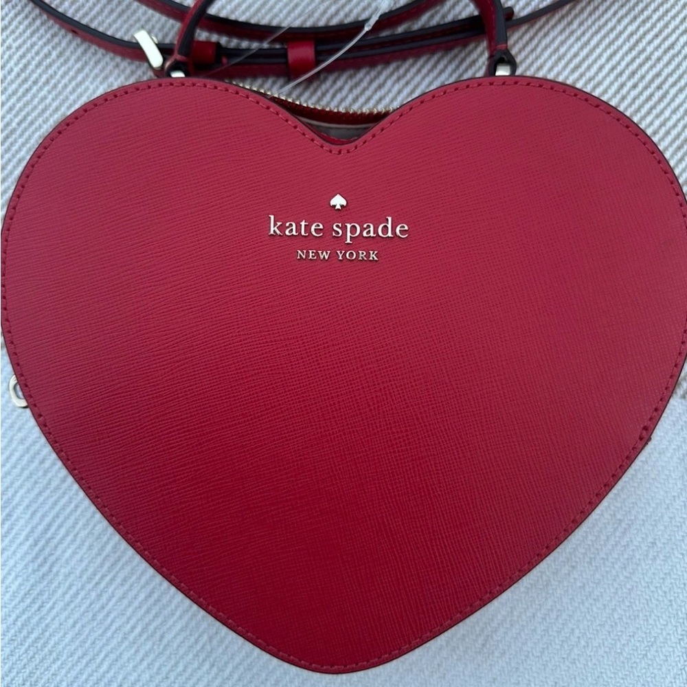 Kate Spade Love Shack Cherry Red Heart Crossbody Bag- new!